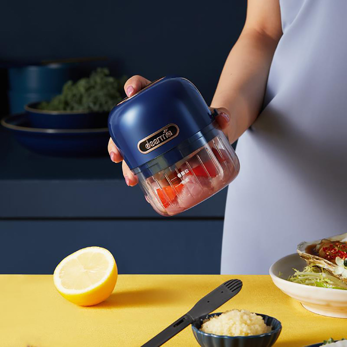 Mini Electric Garlic Mixer Device